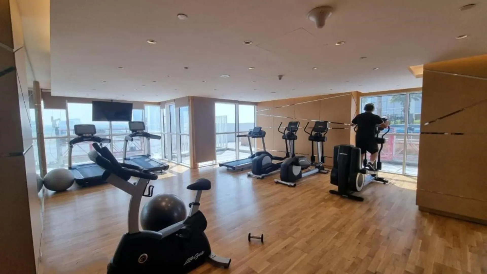 Chic Studio In Damac Hills Carson B, Dubailand By Deluxe Holiday Homes Dubai